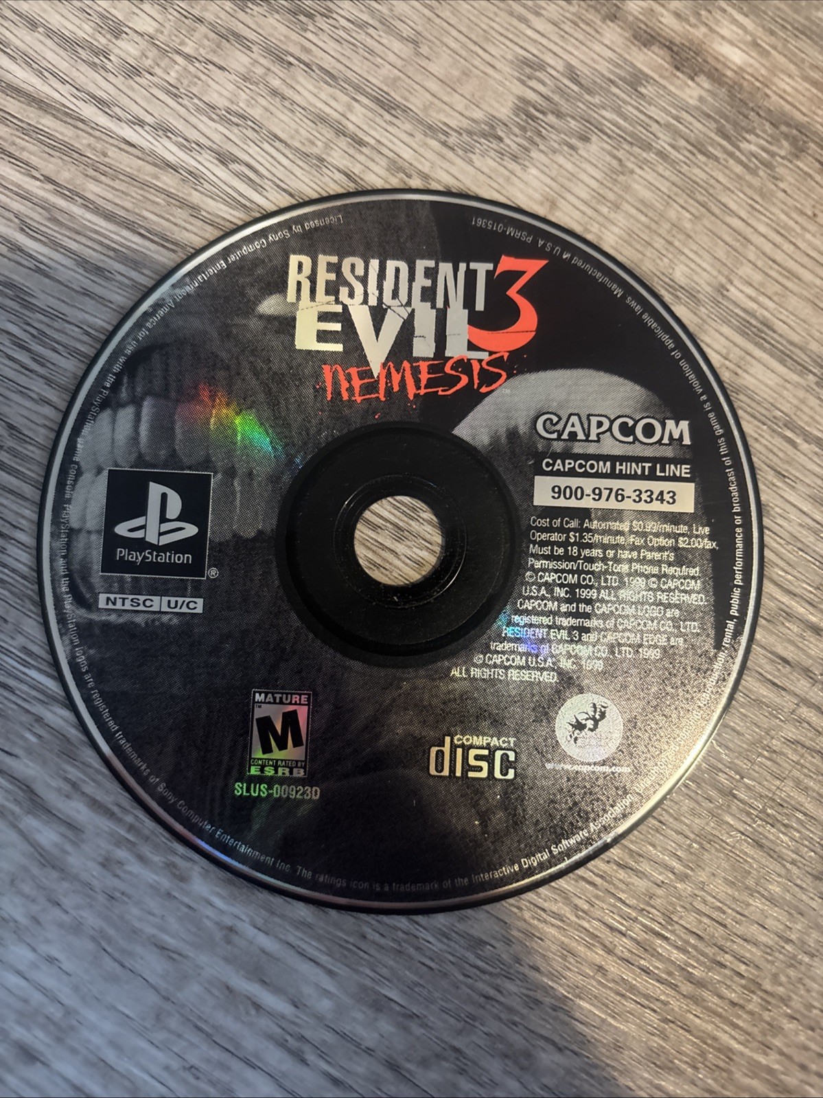 Resident Evil 3: Nemesis (PlayStation 1, 1999)