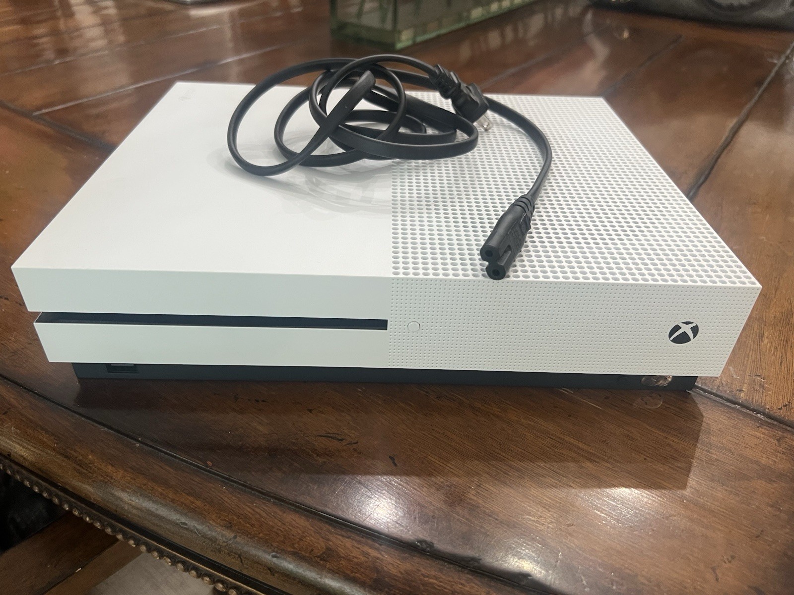 Microsoft Xbox One S 1TB 4K UHD Wi-Fi Region Free White/Black Console MPN 1681