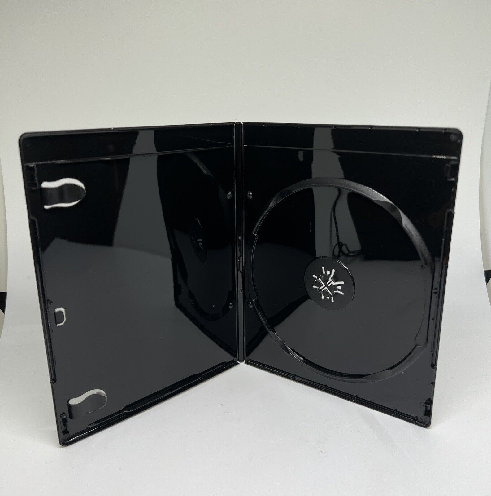 NEW 7MM 4K ULTRA HD SLIM SINGLE DVD CASE, BLACK, SLEEVE, PS1-7MM UHD (W37F)