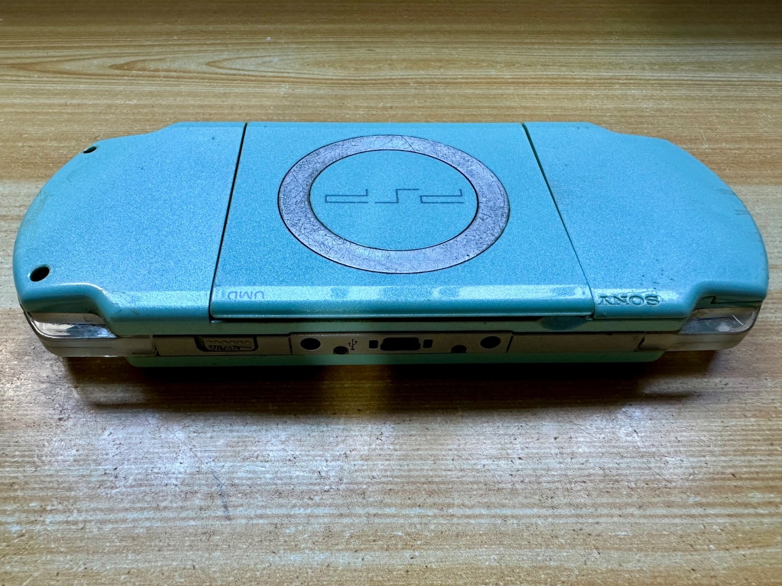 Sony PlayStation Portable PSP-2000 Pearl Ocean Ice Blue Handheld System Console