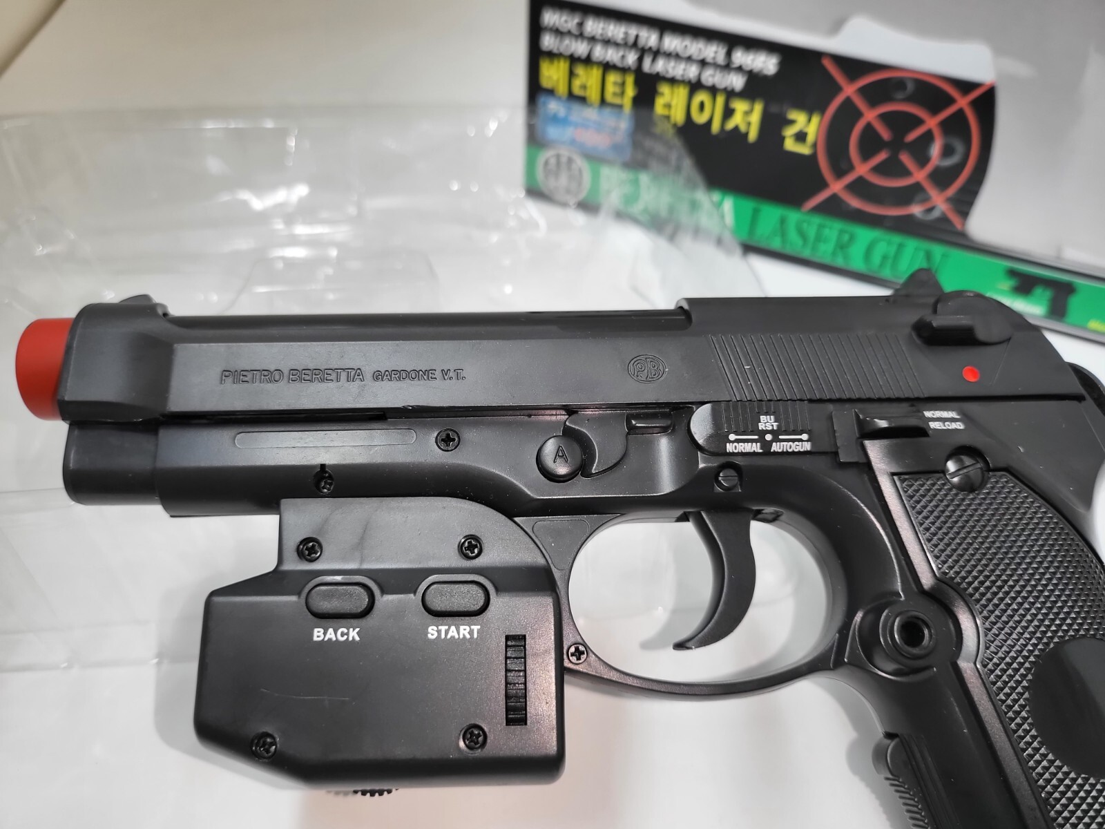 2 Beretta 92FS Light Gun W/Recoil Effect for Microsoft Xbox FOR CRT TUBE TYPE TV