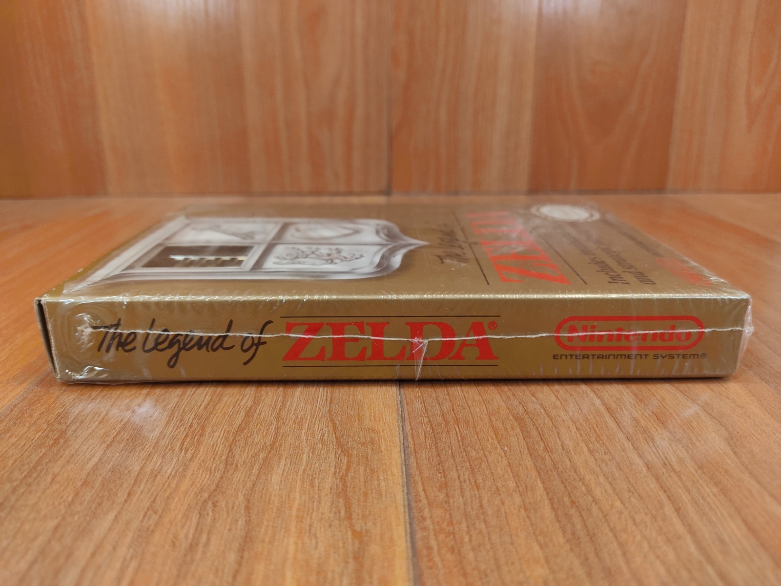 MINTY BOX CIB Legend of Zelda Oval Seal complete in nintendo nes lot Shrink Wrap