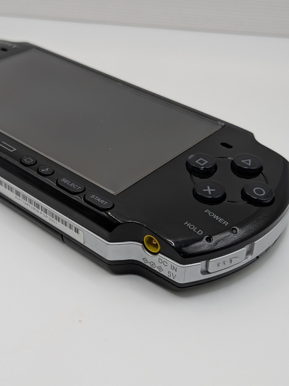 Sony PSP-3000 Launch Edition 64MB Piano Black Handheld System