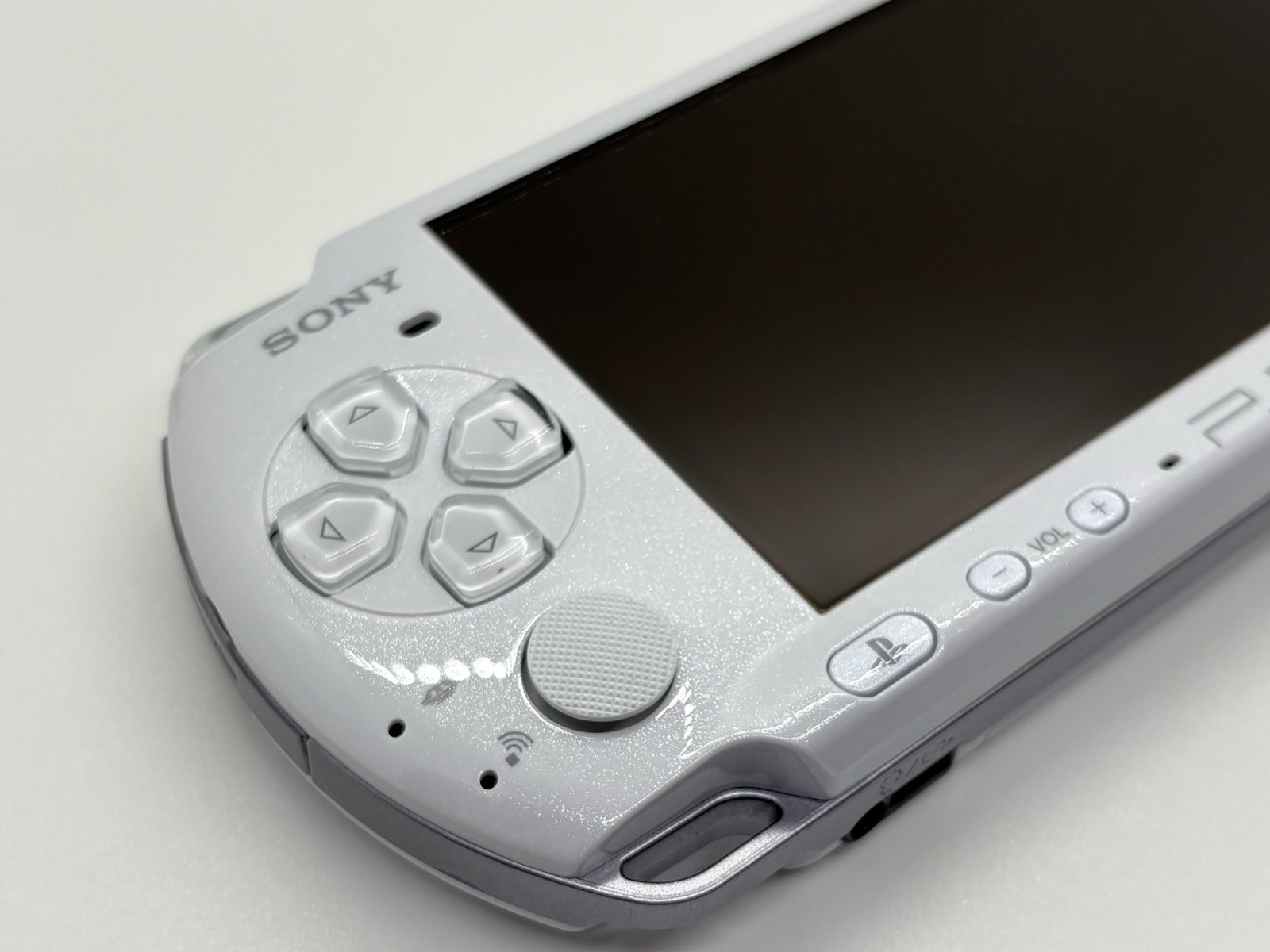 [Excellent++] Sony PSP 3000 Pearl White Tested – Console only or Ready to Play