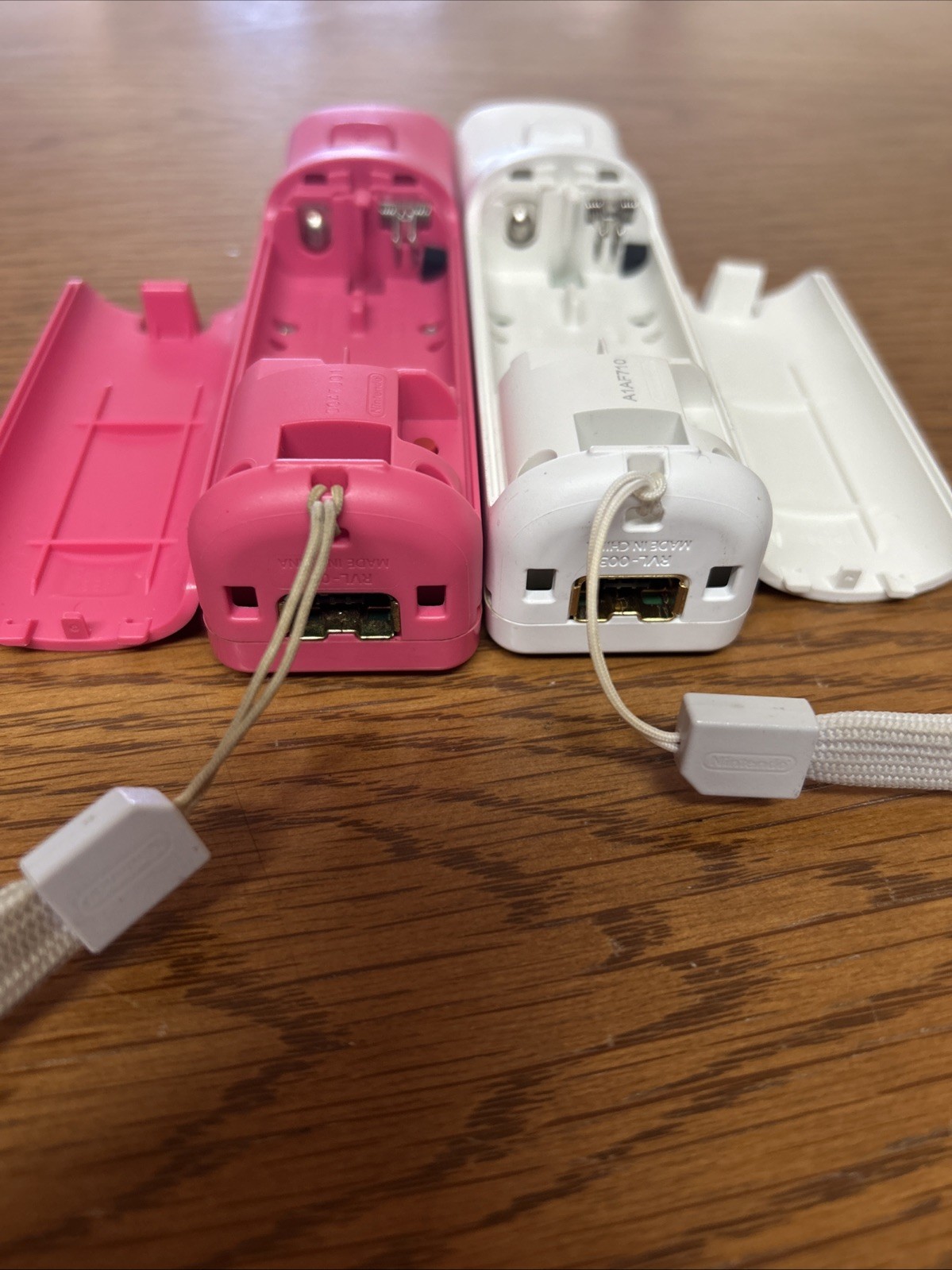 Lot Of 6 Untested Wii Remotes + 1 Nunchuck Various Colors Nintendo Defective