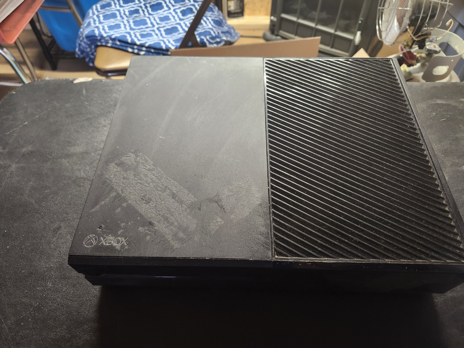 Xbox One with 2 Power Boxs (Not Sure If They Work) 2 Controller Chargers