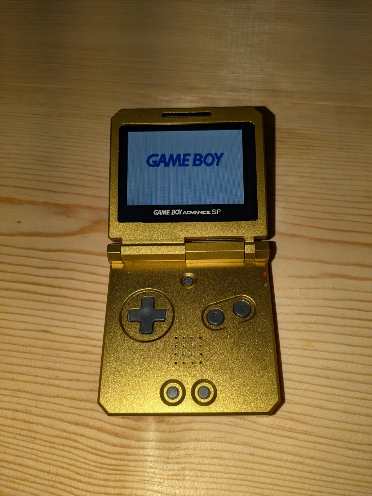 Gameboy Advance SP – BoxyPixel Hinged Metal with IPS Screen & USB-C Aluminum