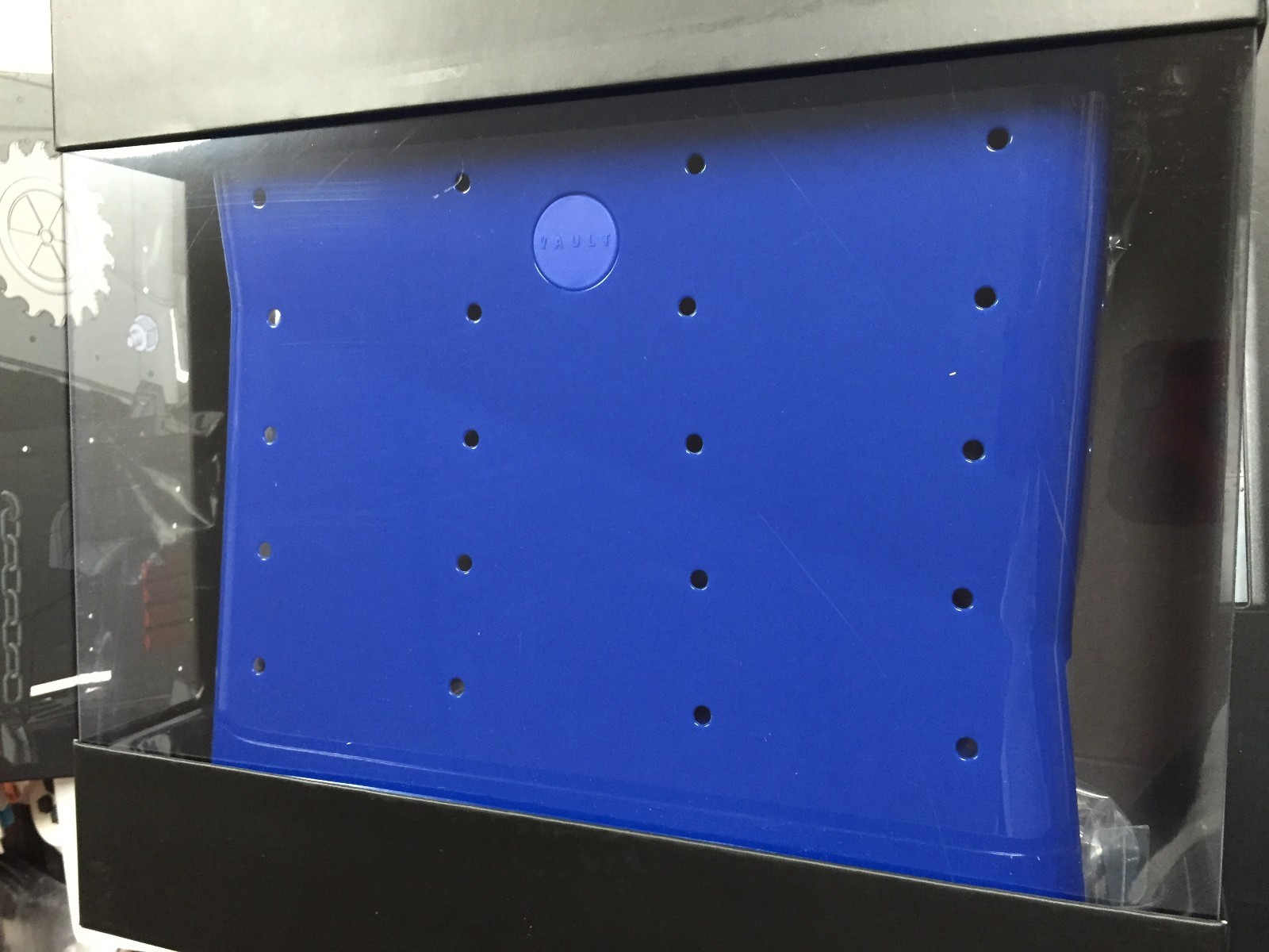 Calibur11 Licensed Vault : XBox360 Case Base Model Urban Blue – Brand New
