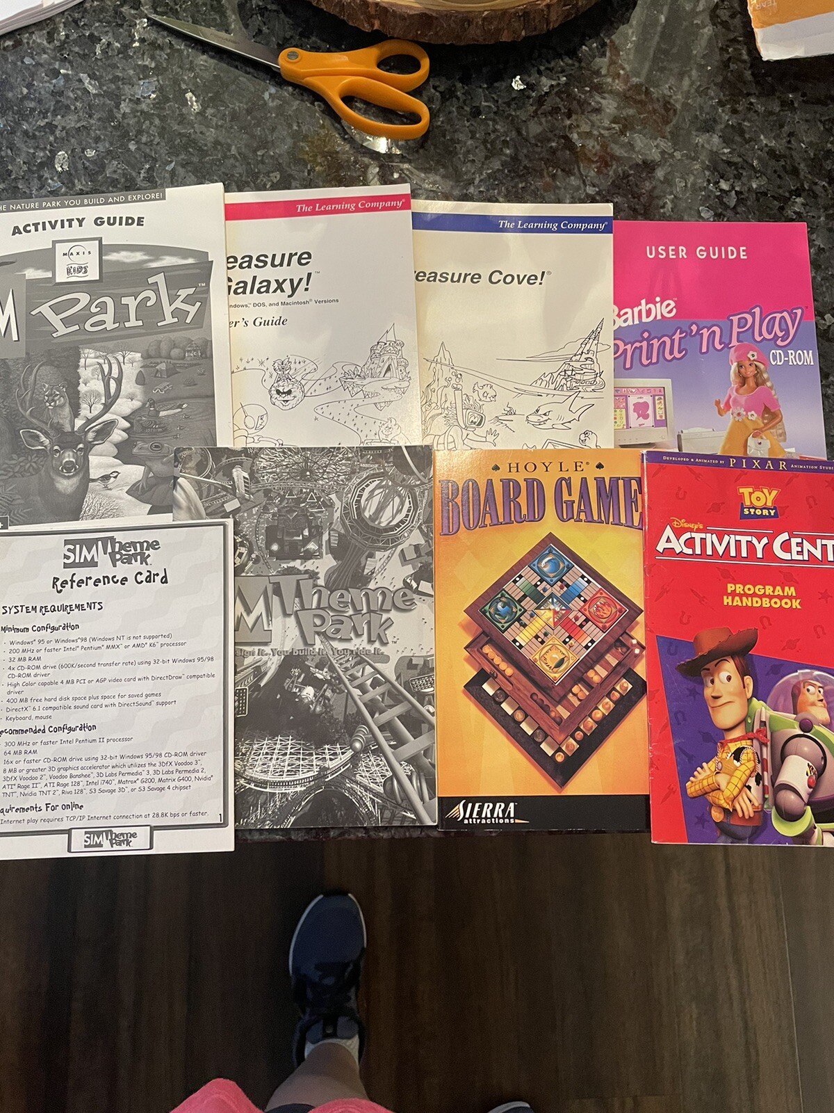 Nostalgia Bundle: Old PC game manuals