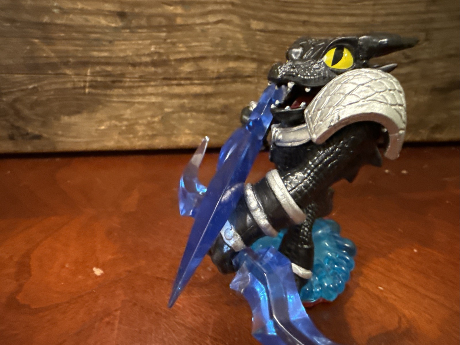 Activision Skylanders Trap Team Exclusive Dark Snap Shot