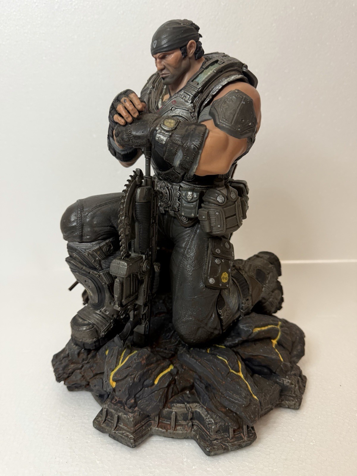 Gears of War 3 Marcus Fenix Collectible Statue