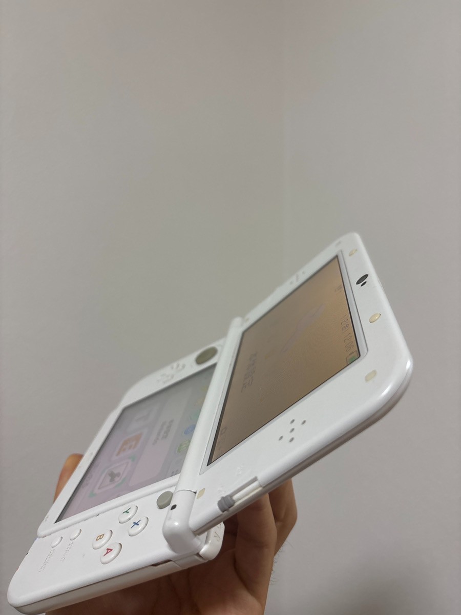 New 3DS LL XL Pearl White Japan Nintendo Console region Japanese B910
