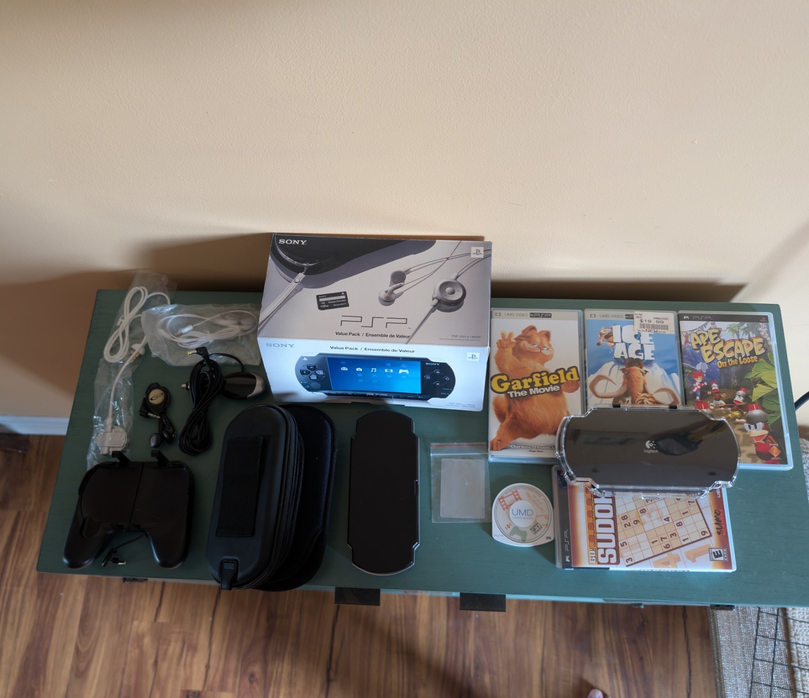 Sony Playstation PSP-1001 Handheld Game Console Bundle
