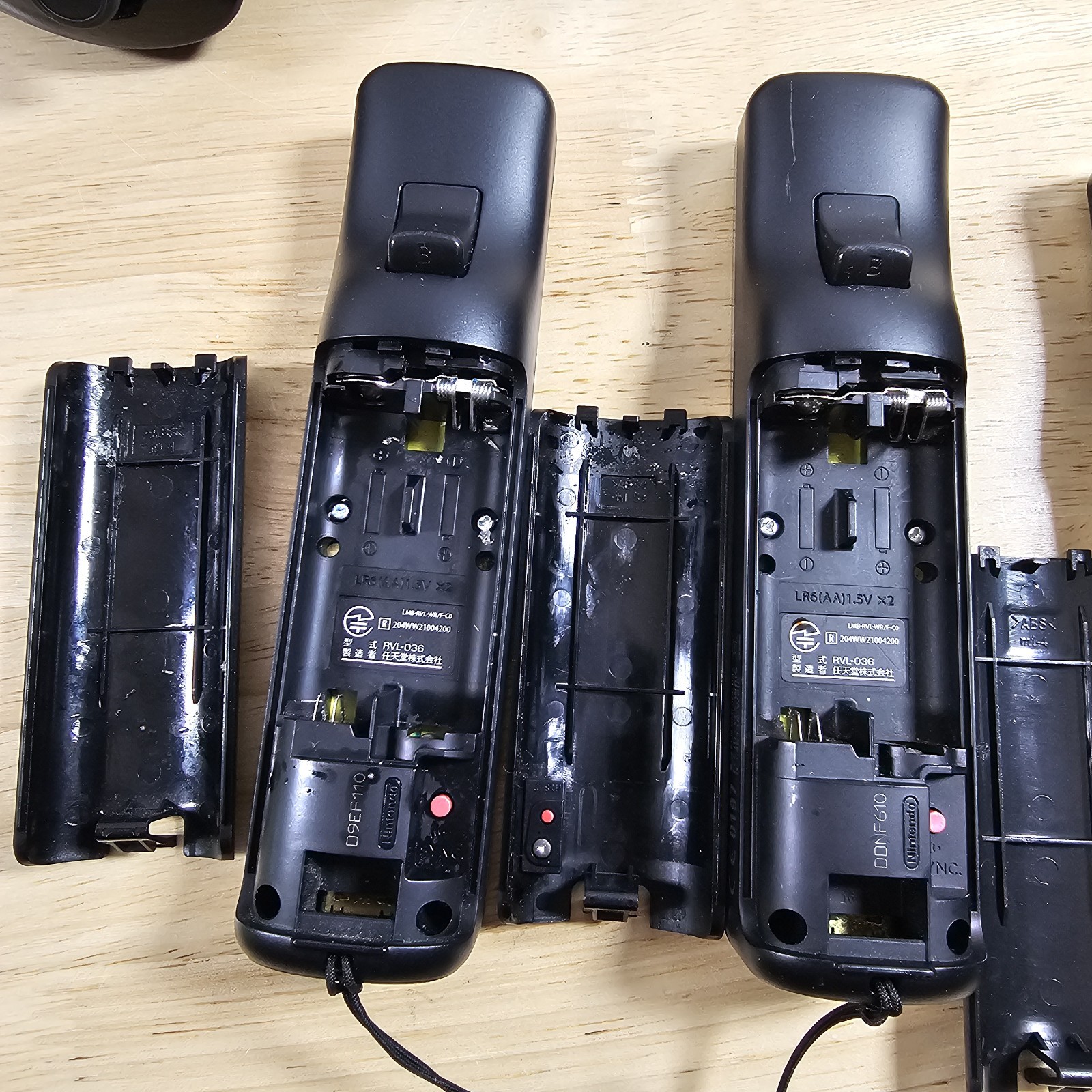 Lot Of 8 Nintendo Wii RVL-036 Wireless Motion Plus Remote Controllers *Untested*
