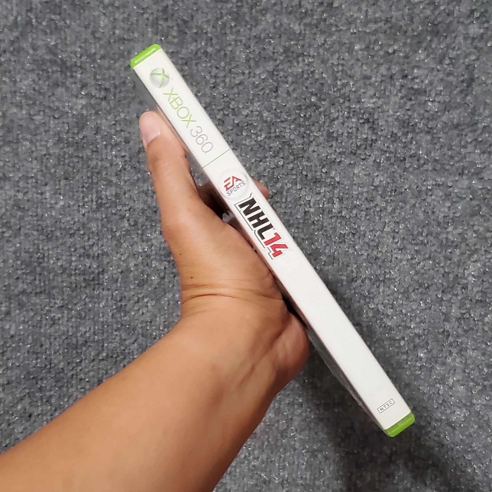 Microsoft Xbox 360 NHL 14 Complete With Manual And Case Hockey Video Game Used