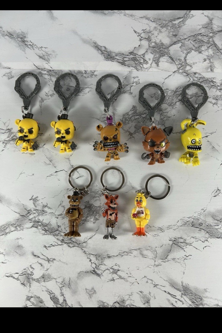 FNAF Five Nights at Freddy’s Backpack Clip Keychain Figure Collectible Lot Of 8