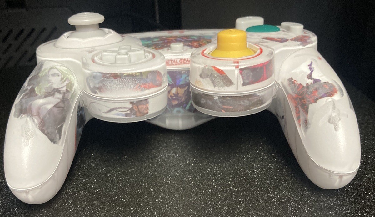 Nintendo GameCube Controller – Metal Gear Solid Themed