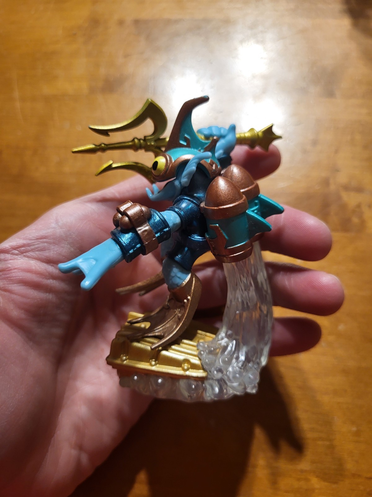 Activision Skylanders Superchargers DEEP DIVE GILL GRUNT Figure CLEAR WATER READ