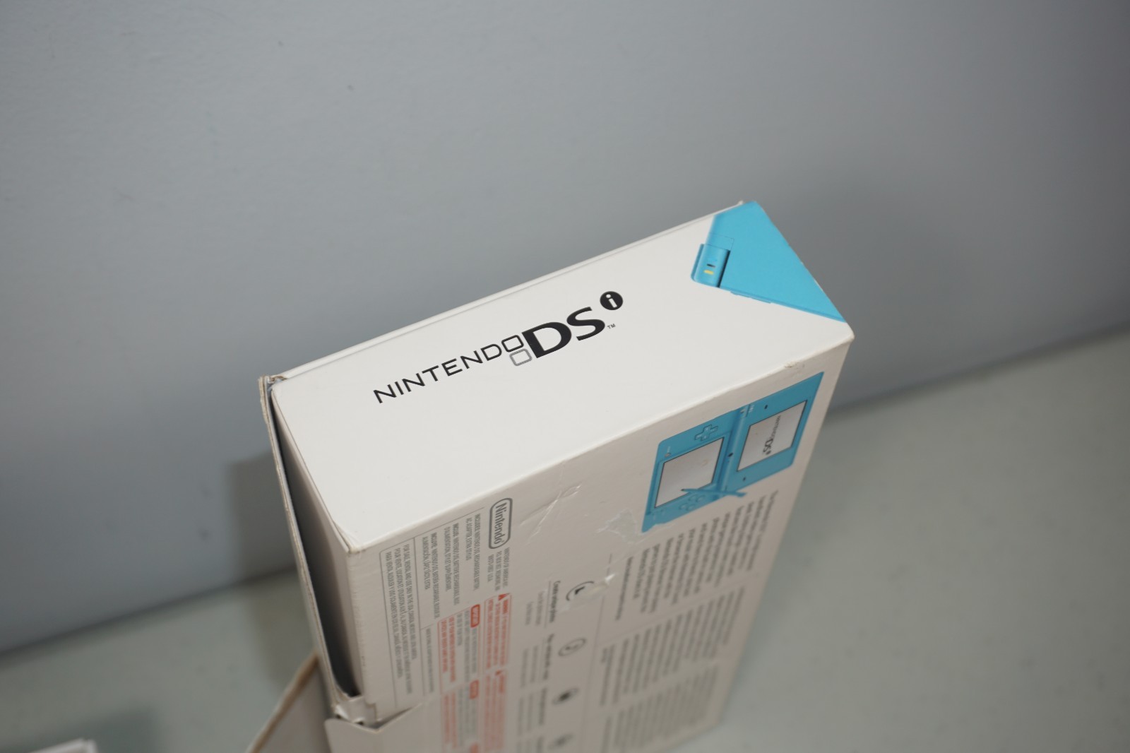 Nintendo DSi Light Blue Empty Box with Inserts Manual Booklets Pen