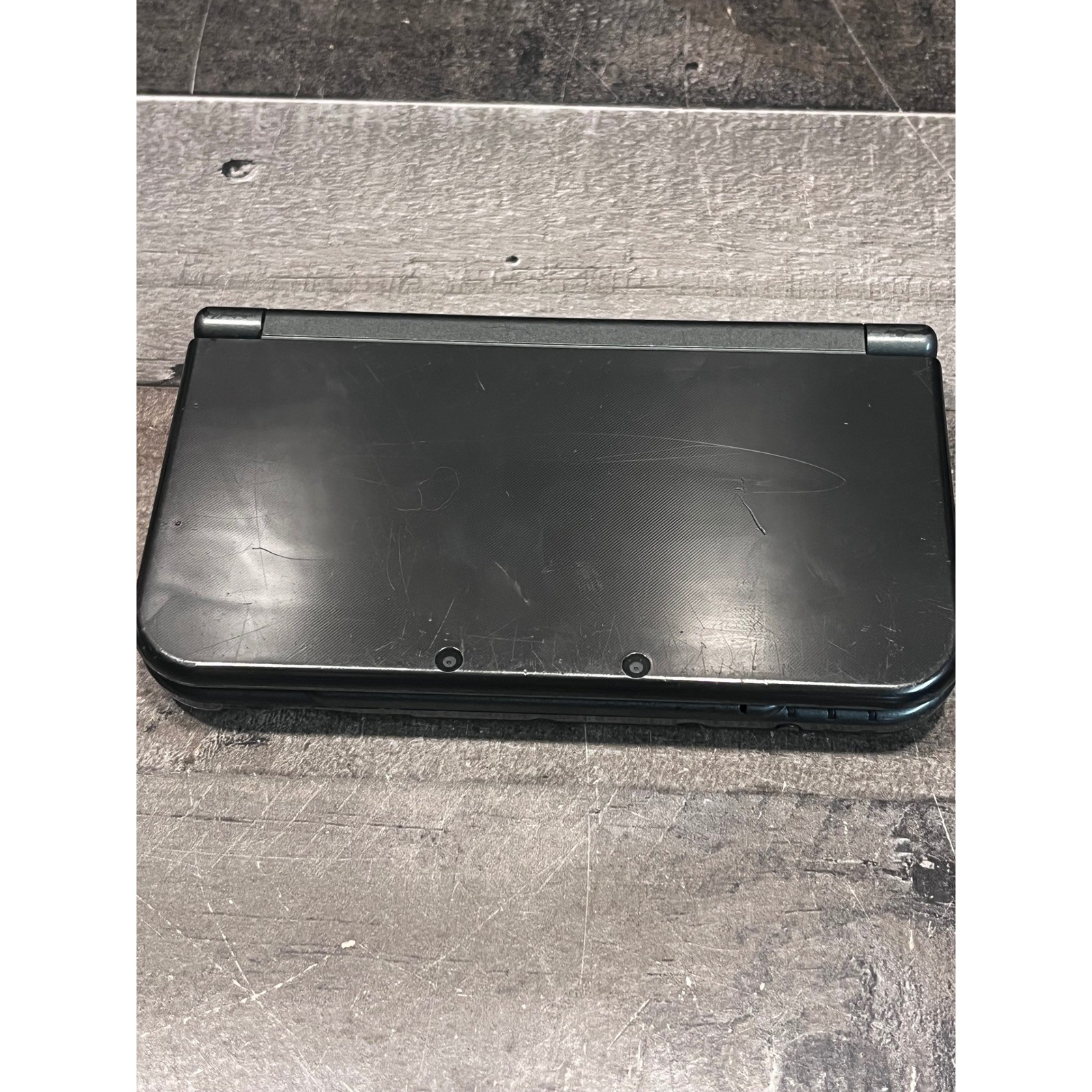 New Nintendo 3DS XL GRAY Handheld Console & OEM Charger RED-001 TESTED NO STYLUS