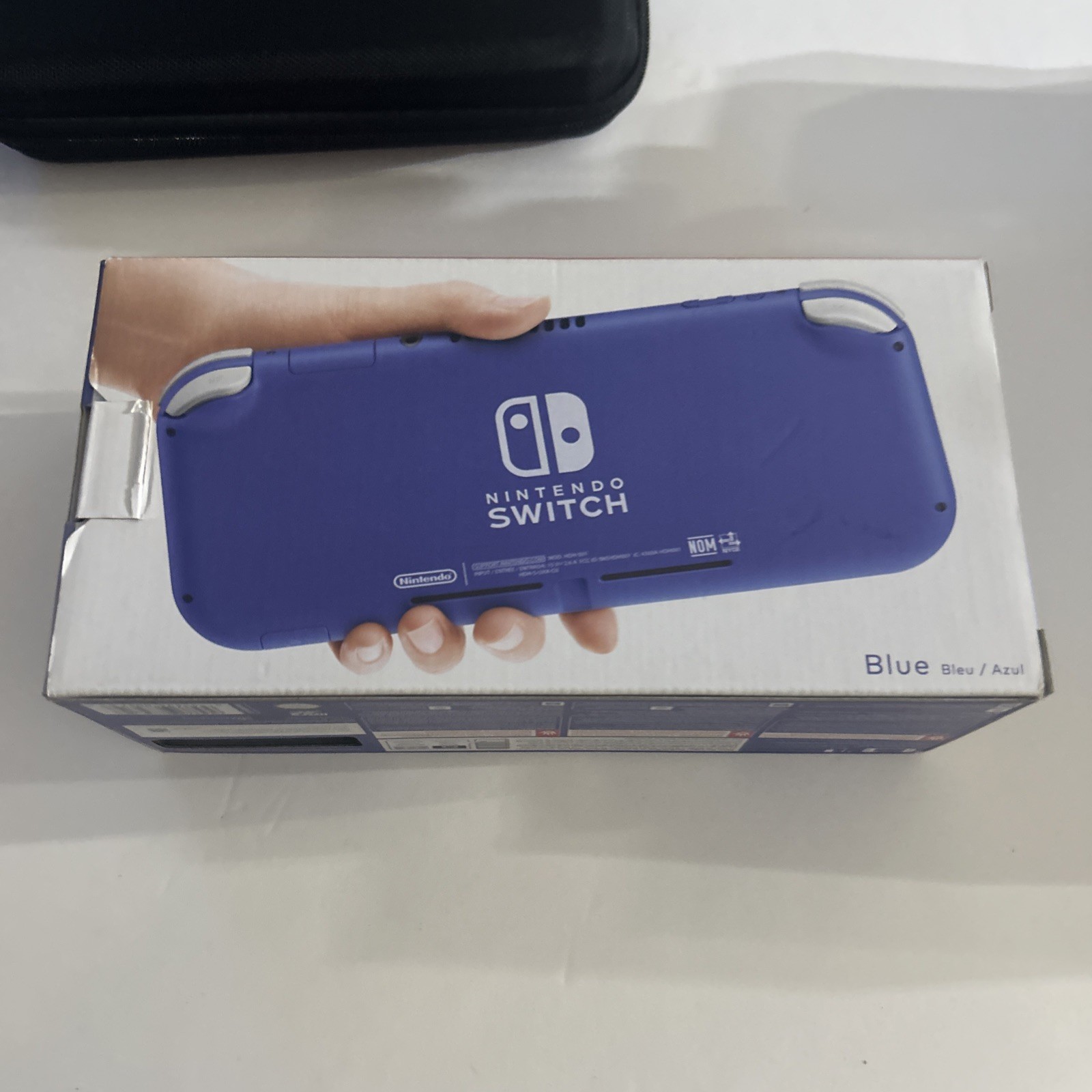 Nintendo Switch Lite – Blue – Box/ Charger/ Case!!- Tested!