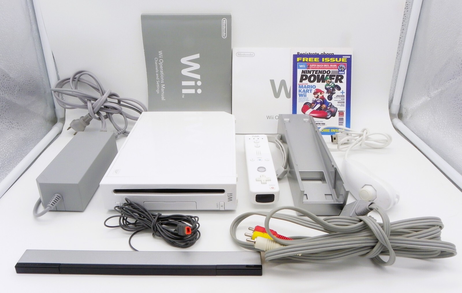 White Wii Console System Full Playing Set With Stand Booklets Controller Nunchuk