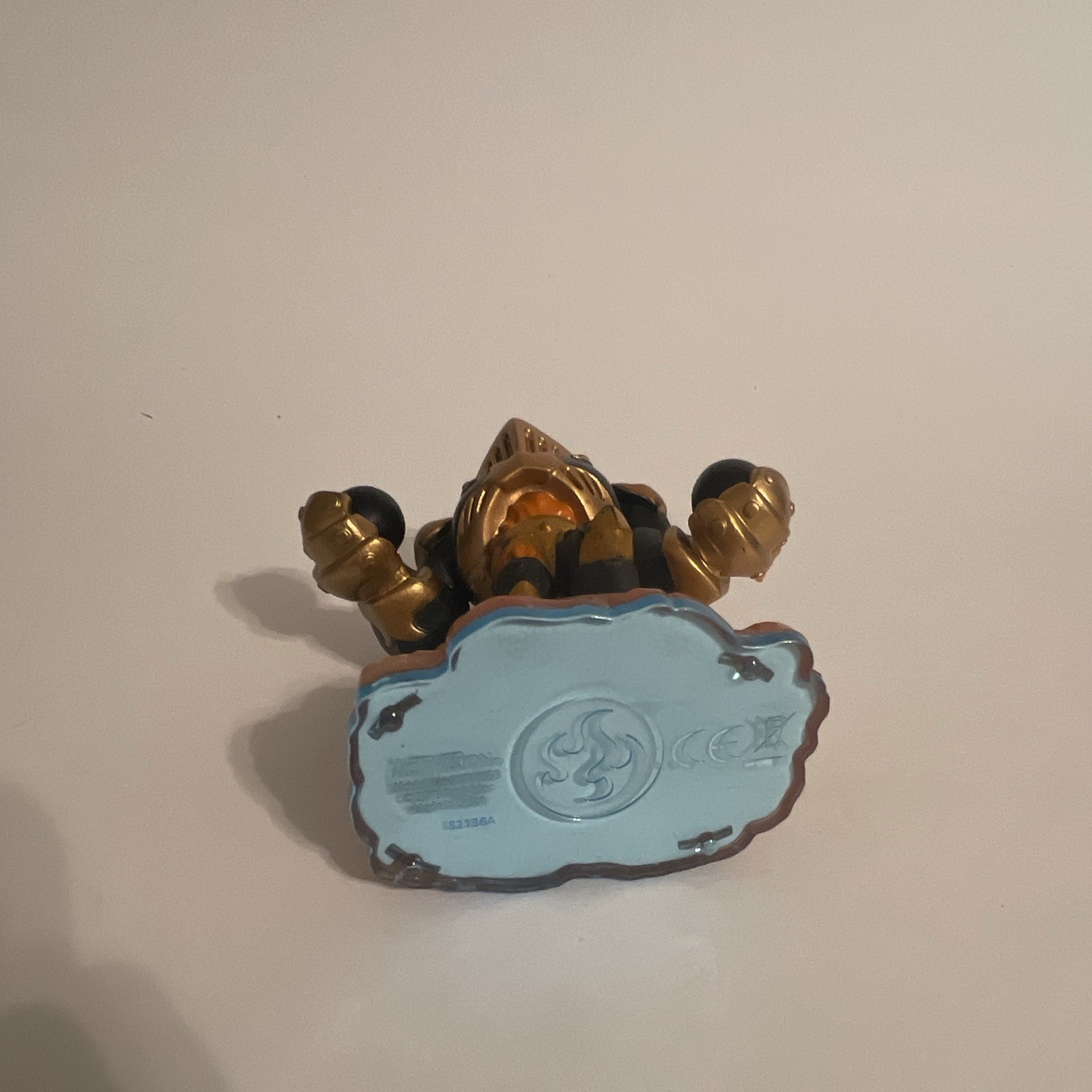 Skylanders Ignitor Character Figure Black & Gold on Base MPN 85231884