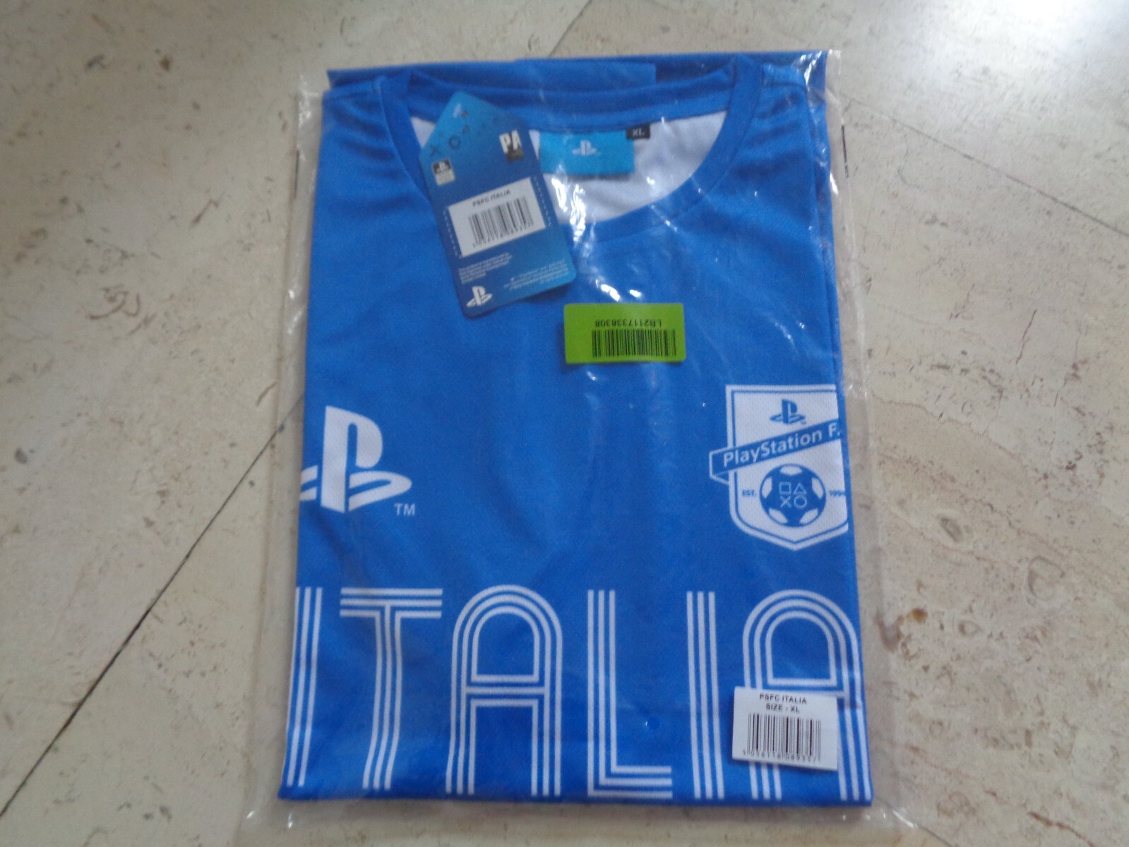 ITALIA – ITALY soccer football official PLAYSTATION merch *new* T-Shirt Size XL