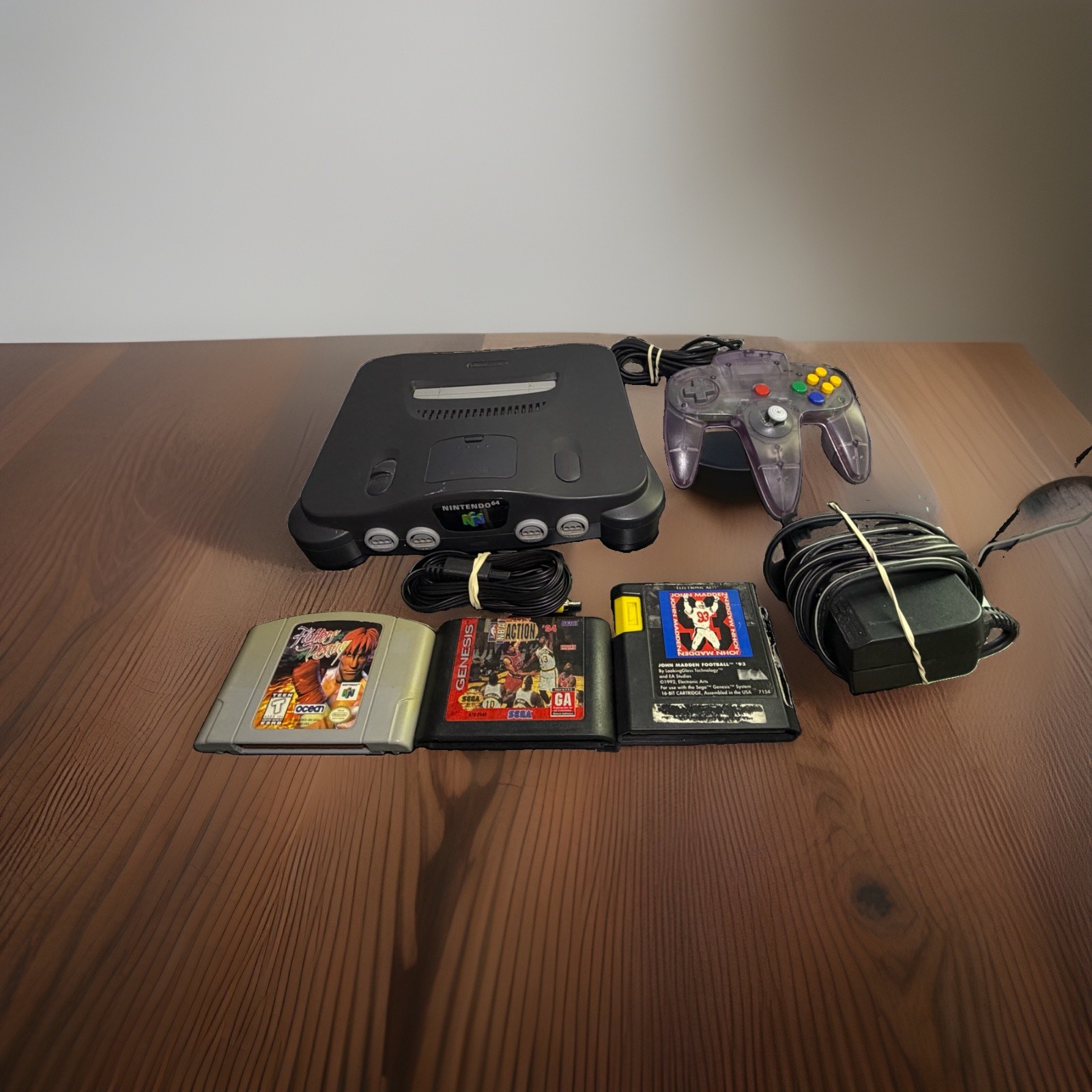 Nintendo 64 Console Bundle w/ Controller, Power Adapter & Games NTSC-U/C 1996