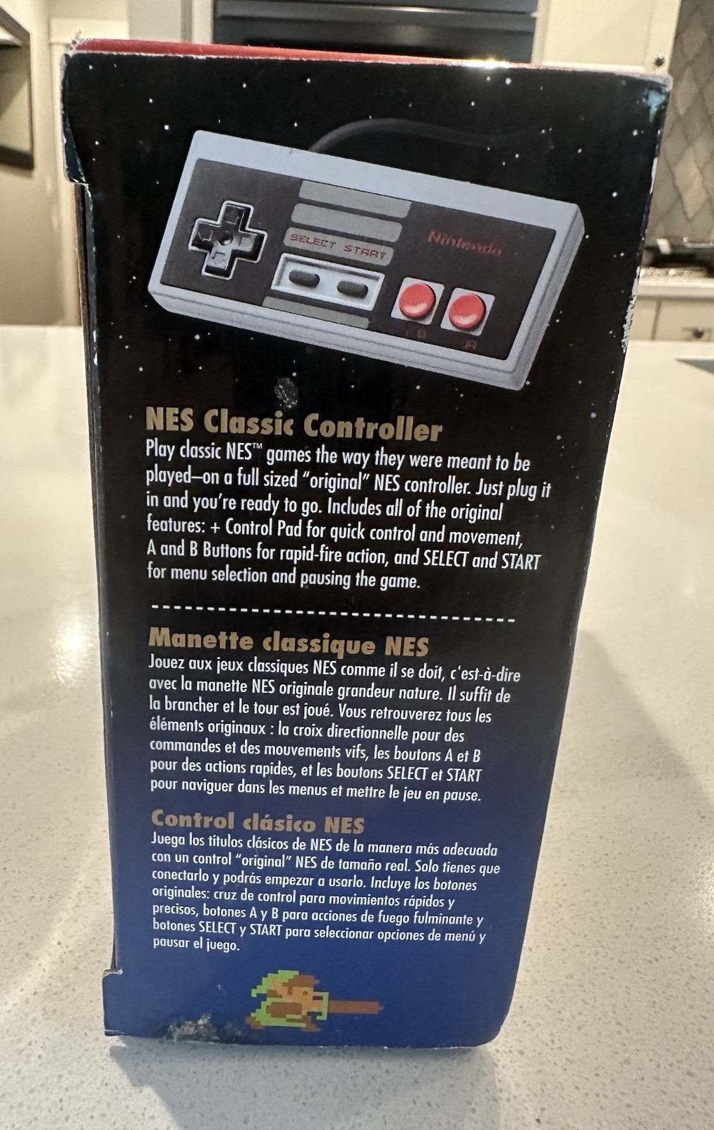Nintendo NES Classic Edition Mini Console CLV-001 Complete Unused Damaged Box