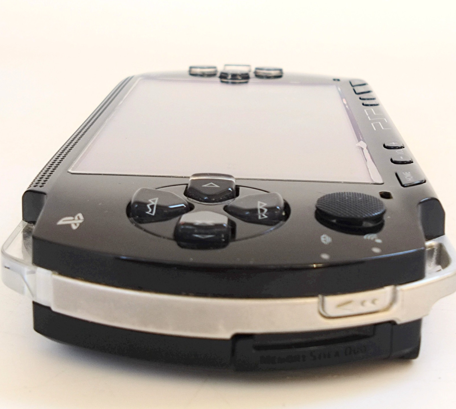 Sony PSP-1000 Black Console Japanese Model Power On w/ AC Adapter & 4GB Memory