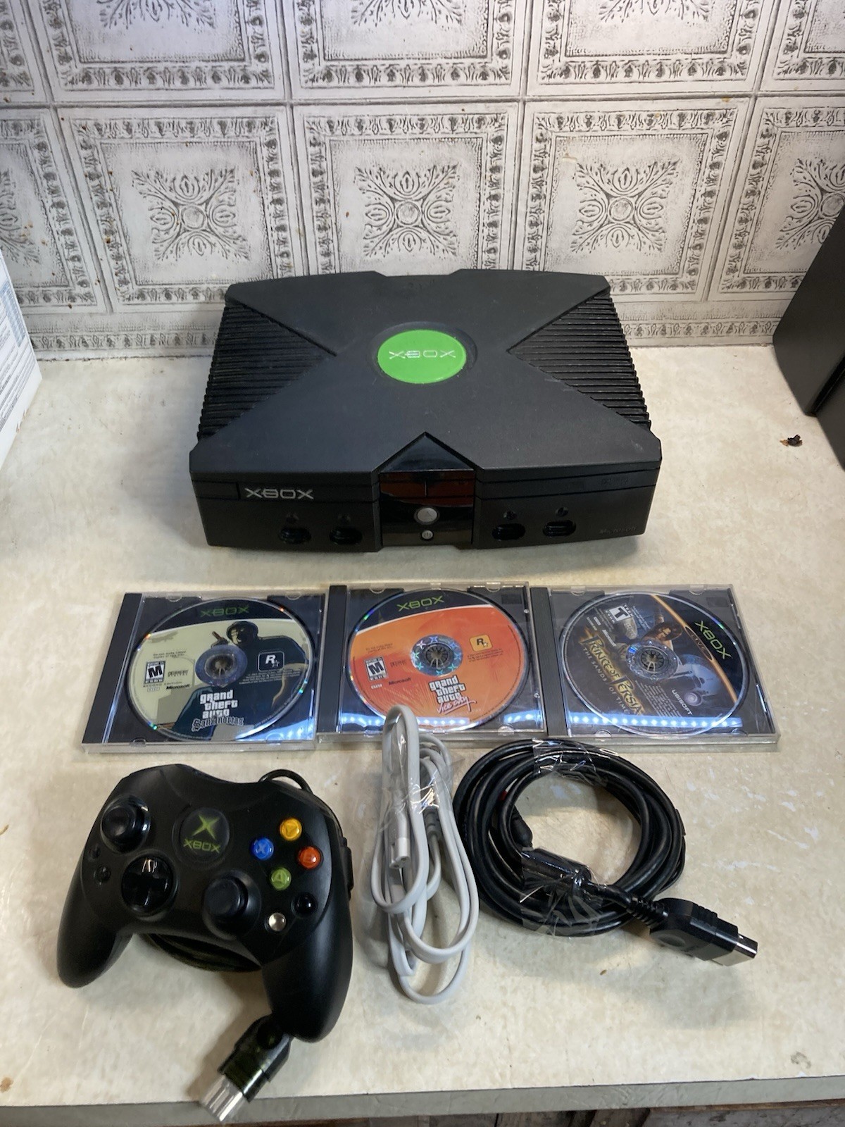 Microsoft Xbox Launch Edition 8GB Home Console – Black Tested And Working