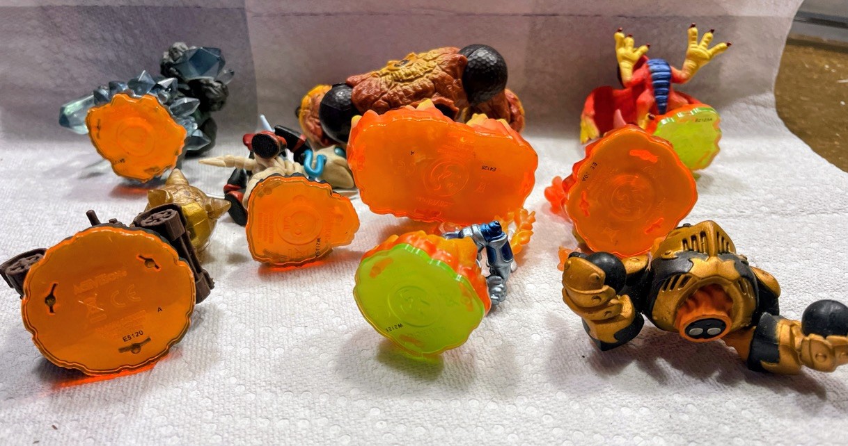 Activision Skylanders Spyro’s Adventure Figure Lot – Lot of 8 figures