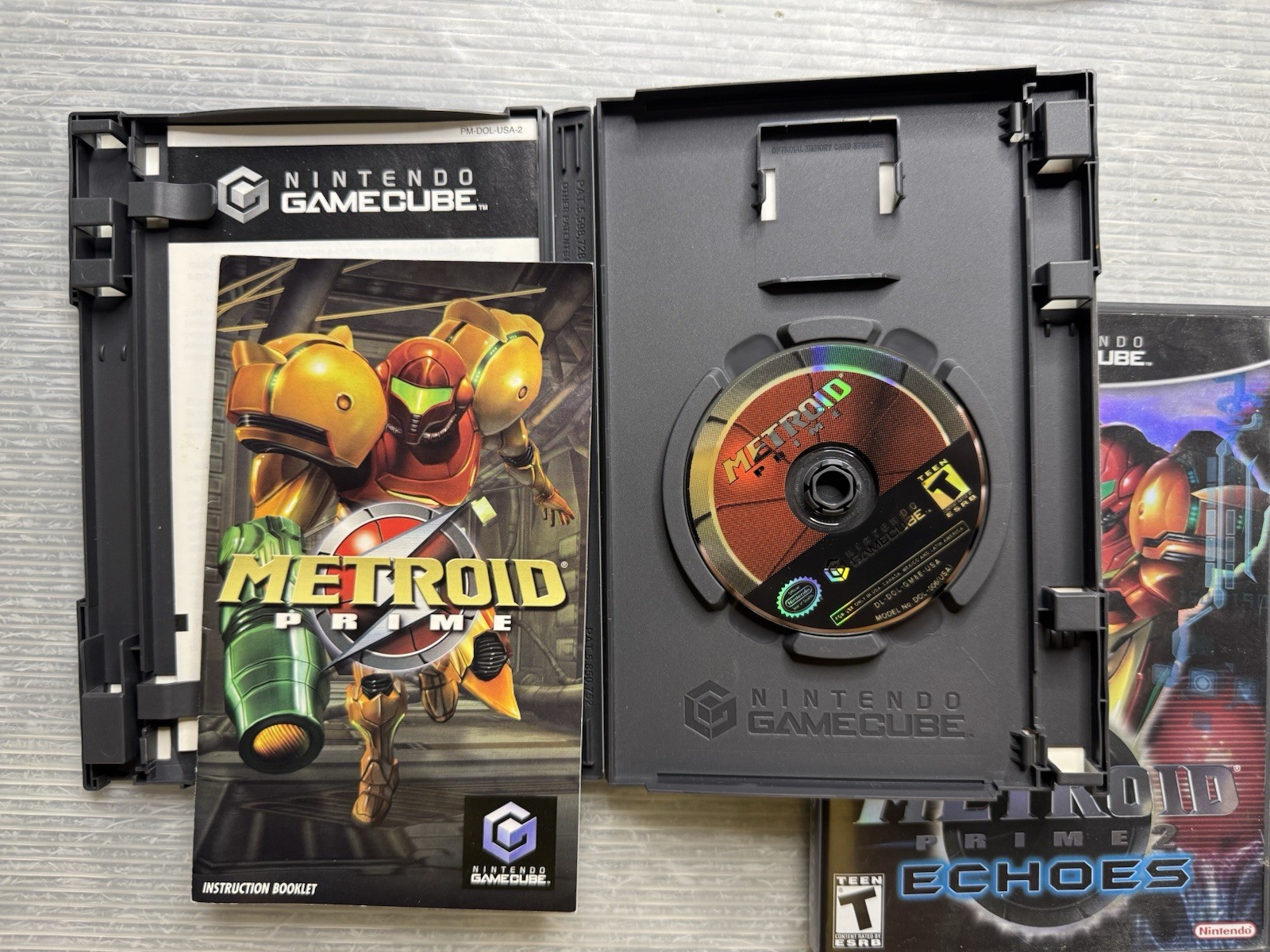 NINTENDO GAMECUBE CONSOLE DOL-001 Indigo power cord A/V cable METROID PRIME 1& 2