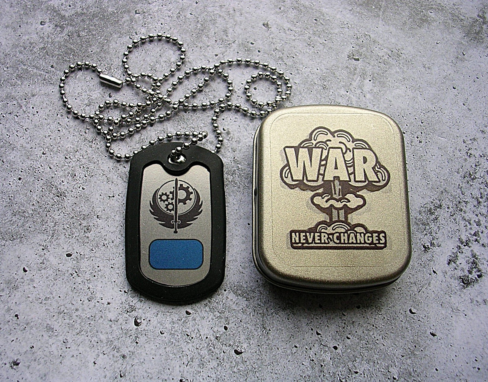 Brotherhood of Steel Dog tag and tin War Never Changes Cosplay Prop