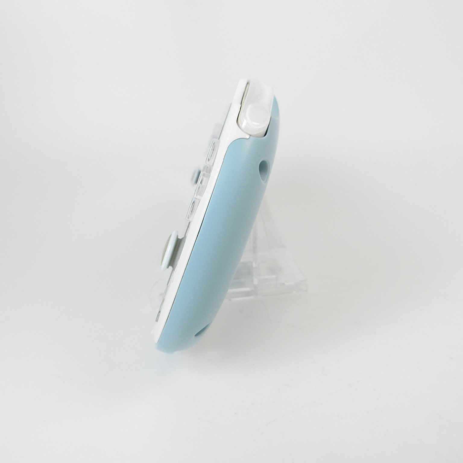 【Very Good】Sony PS Vita PCH-2000 Light Blue / White Wi-Fi Model Console only #Ar