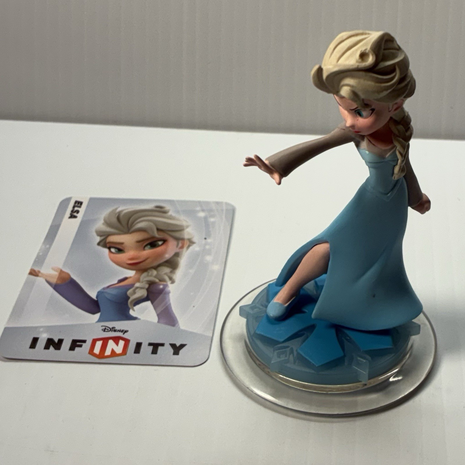 Frozen Character Set. Disney Infinity Video Game Pieces (Anna, Elsa & Olaf).