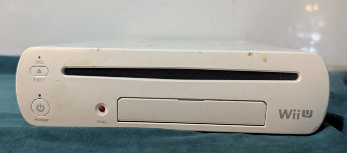 Nintendo Wii U WUP-001 8GB White CONSOLE ONLY!
