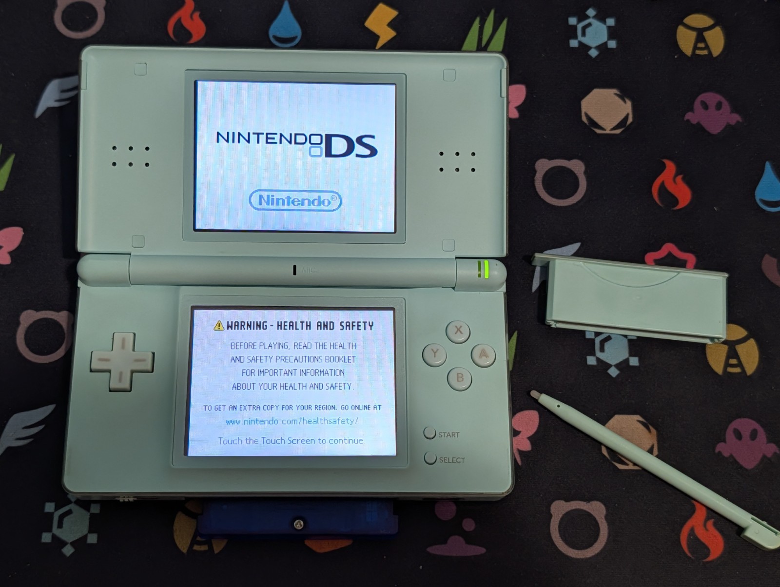 Nintendo DS Lite Teal Blue w/Charger – Tested & Working – A067
