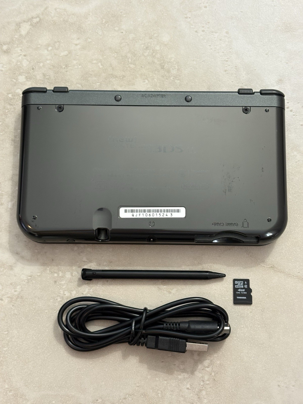 New Nintendo 3DS LL XL Metallic Black Region Free USA Seller Very Good