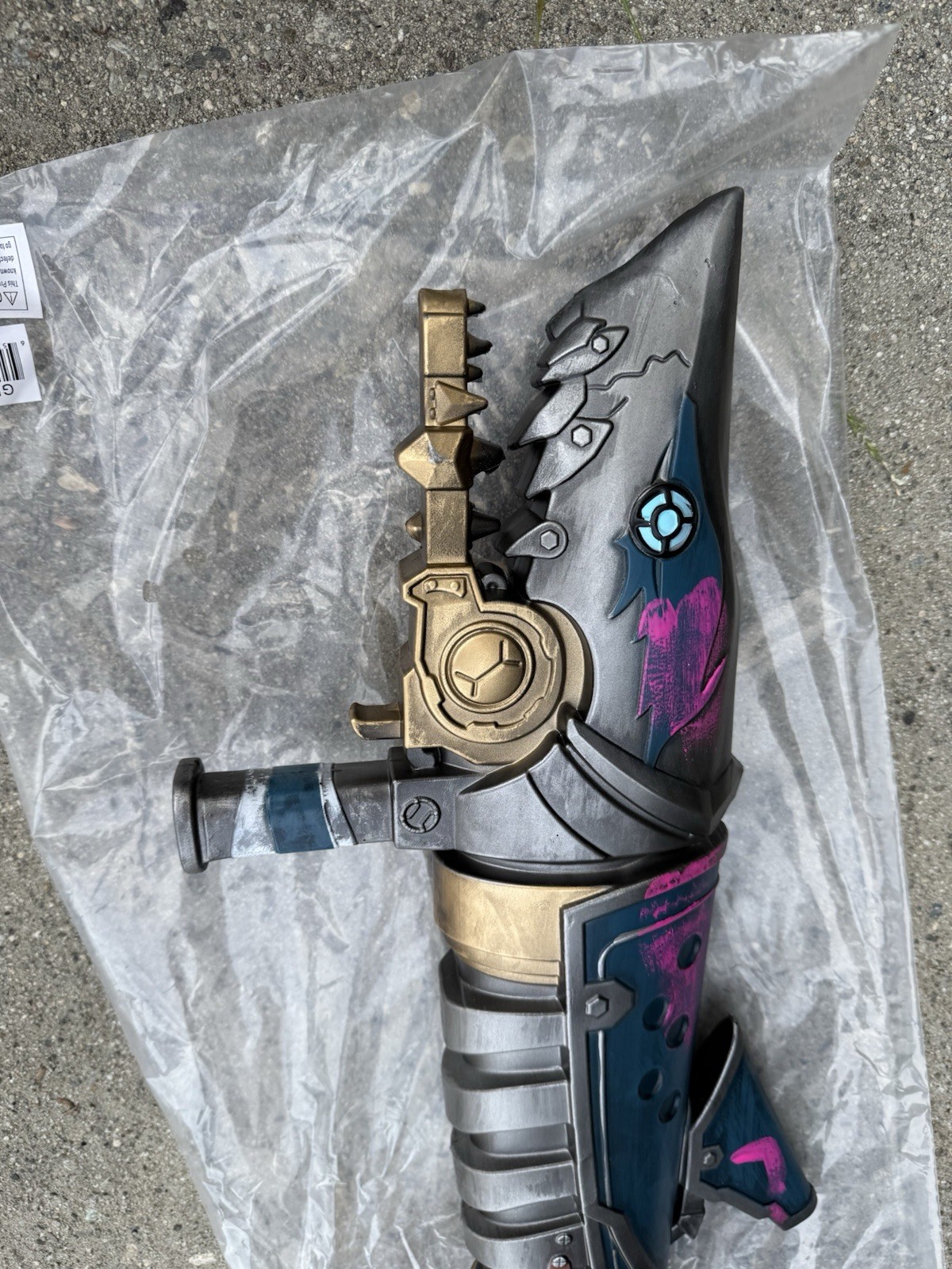 Fishbones Jinx Pistols Foam Gun league Of Legends Game Anime Cartoon 25.5”
