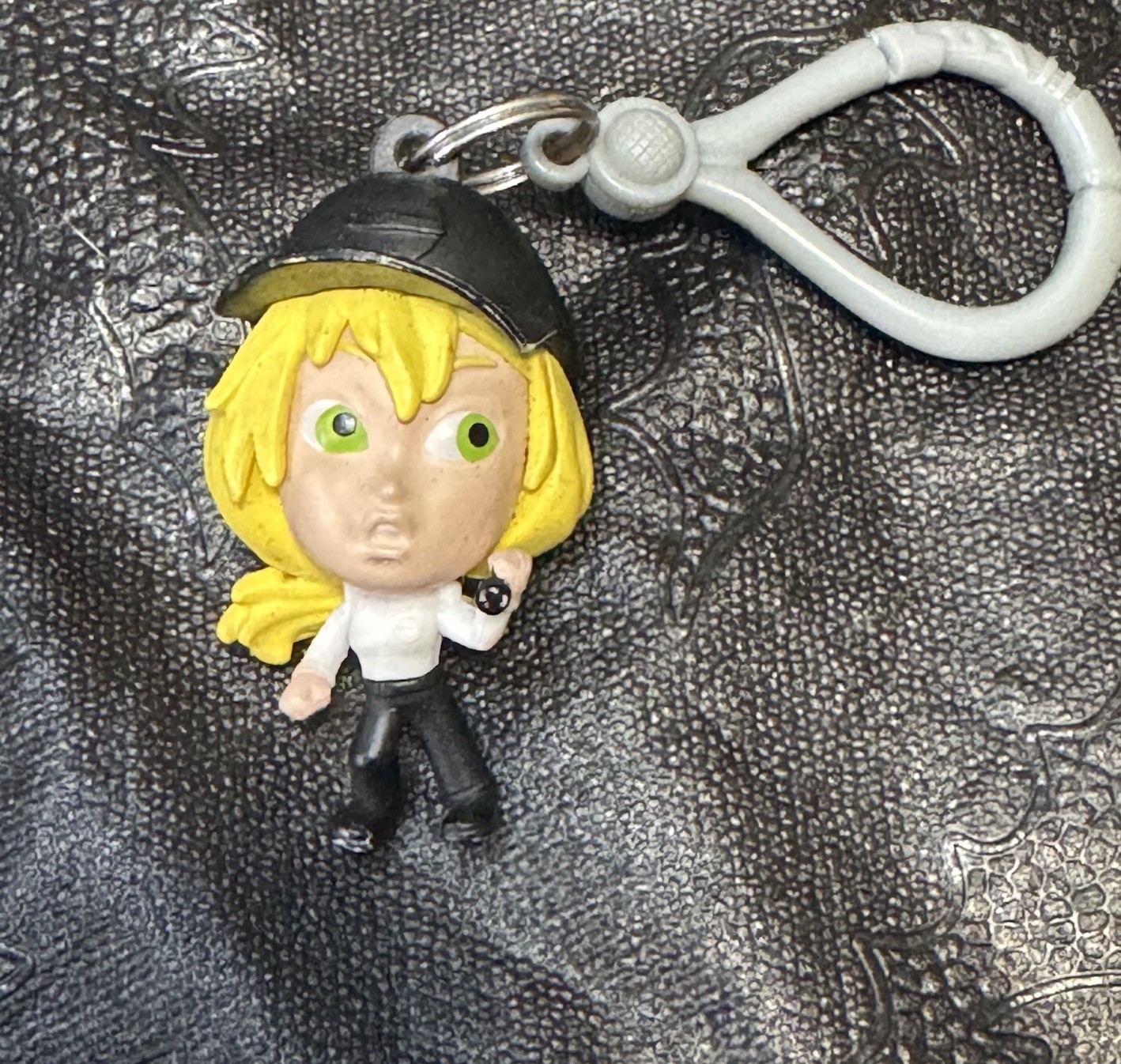 Five Nights at Freddy’s Security Breach VANESSA Backpack Clip Keychain