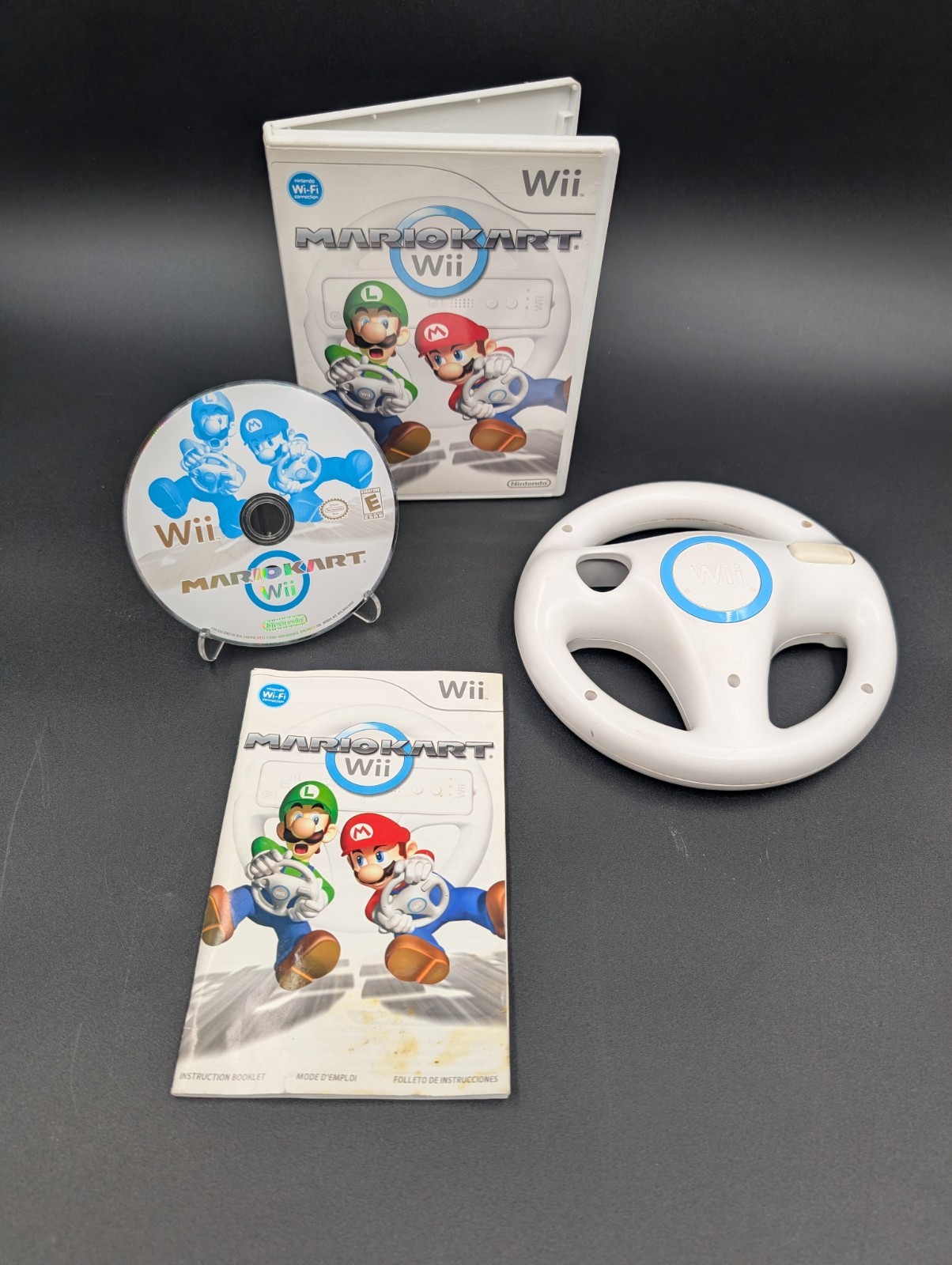 Mario Kart Wii Complete (Nintendo Wii 2008) Bundle With 1 Steering Wheel OEM