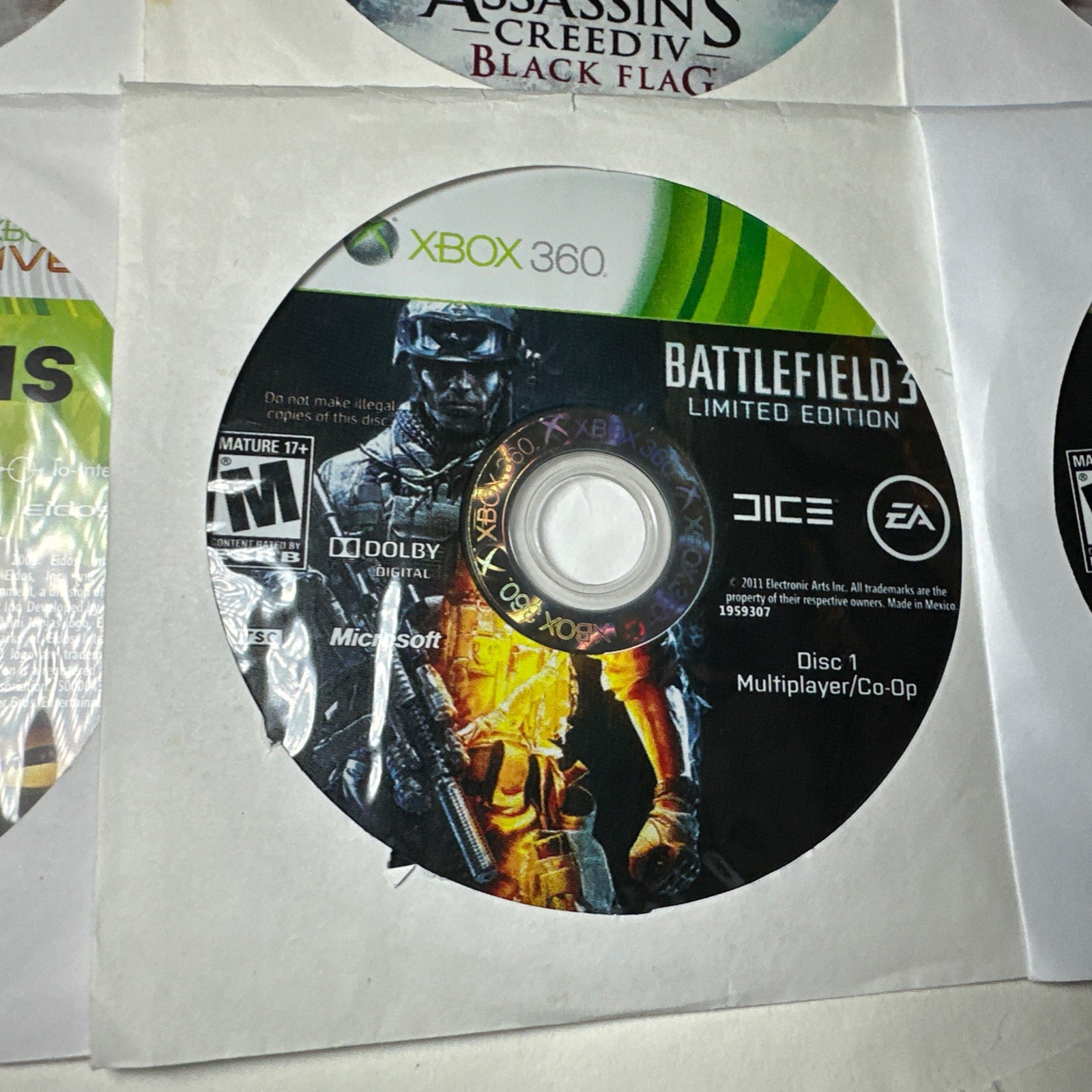 OEM Microsoft Xbox 360 Black Wireless Controller + Games Black Flag Mass Effect