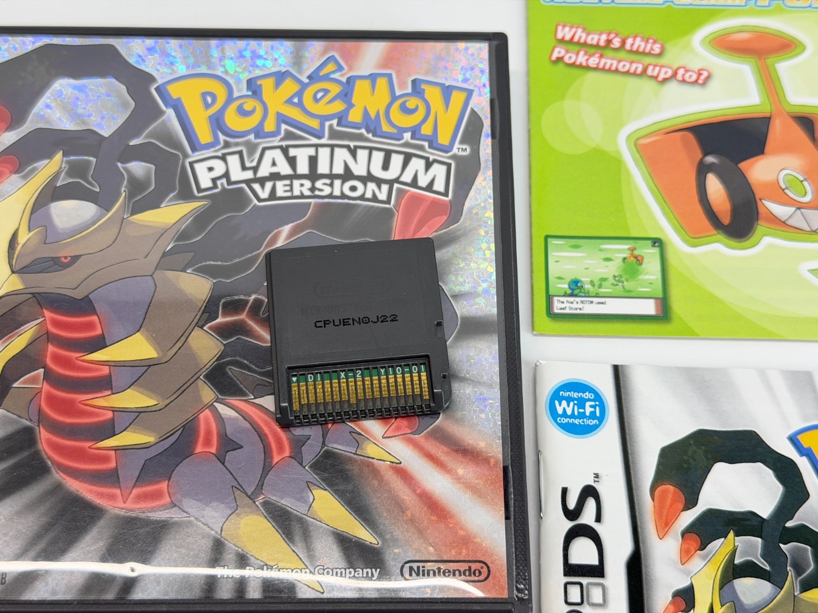 Pokemon Platinum Version (Nintendo DS) Complete w/Green Insert Authentic