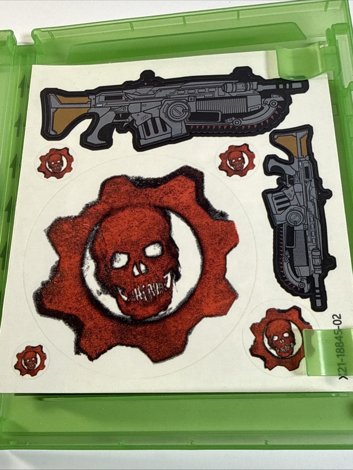 Gears Of War – Ultimate Edition & Gears Of War 4 :: Xbox One Stickers Near Mint