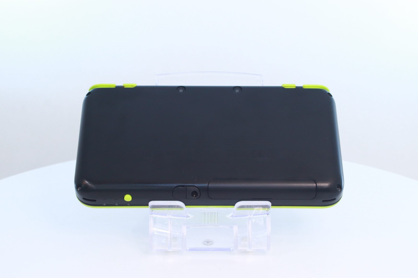 New Nintendo 2DS LL XL Lime Black [Rank :S]