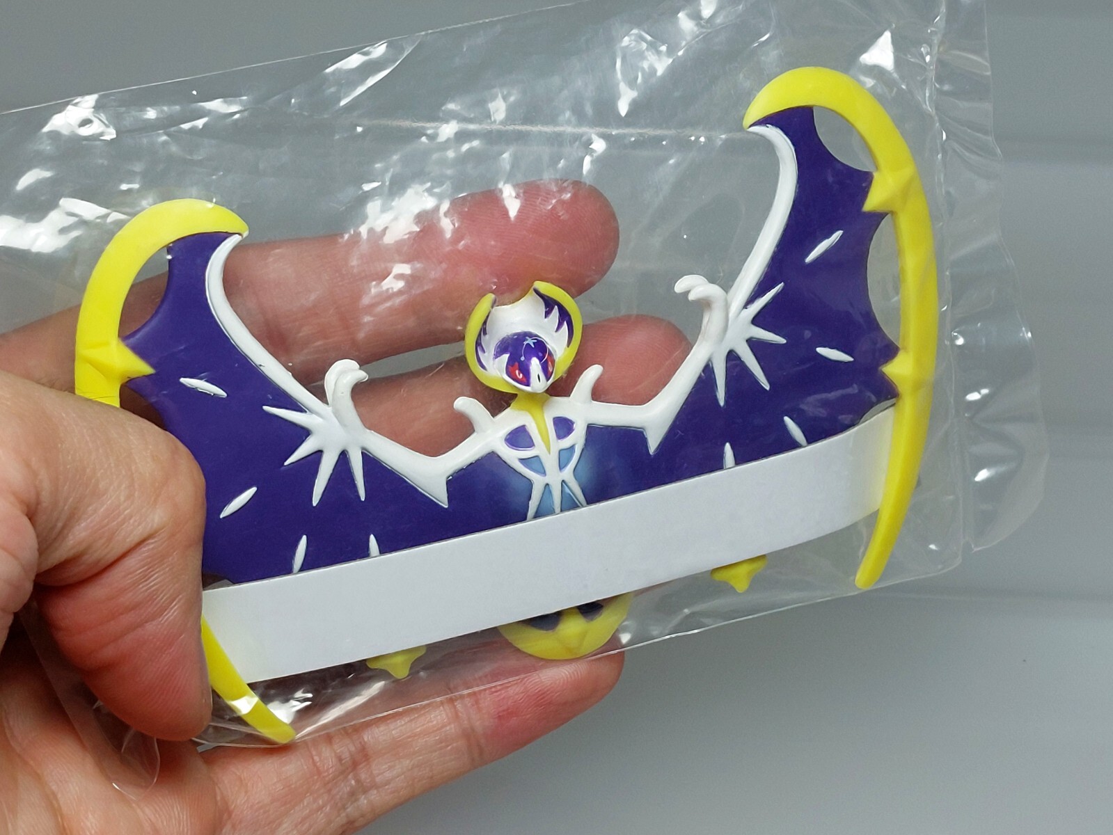 Pokemon Center Japan 2016 Preorder Bonus Lunala Solgaleo Figure 1.7-2.6in