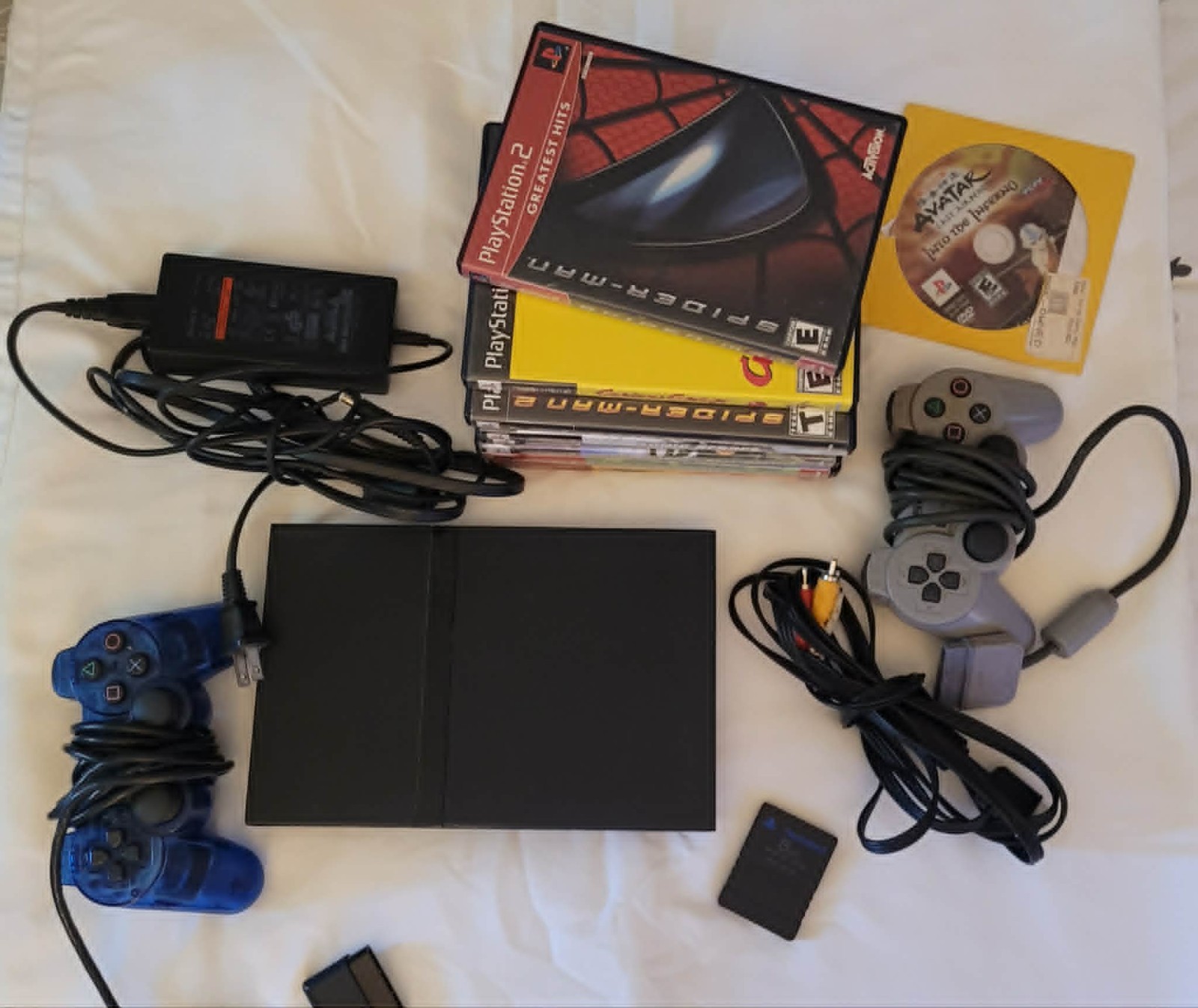 Sony Playstation console SPCH75001 for parts repair only PLUS Games Controllers