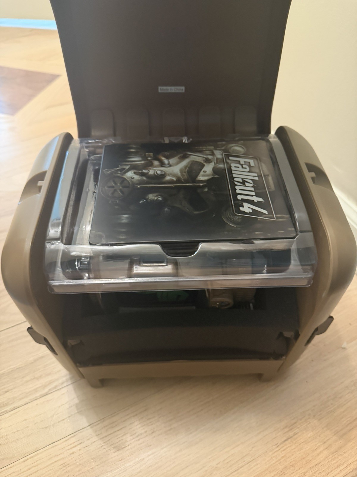 Bethesda Fallout 4 Pip-Boy Edition Limited Edition Replica for Xbox One